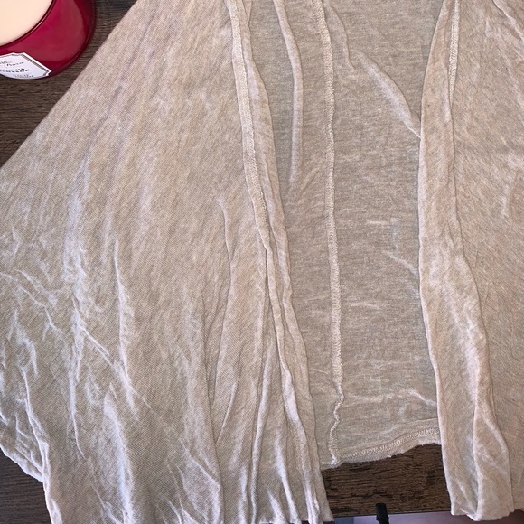 Beige Cardigan - GARAGE brand - Size M-L - Picture 3 of 3